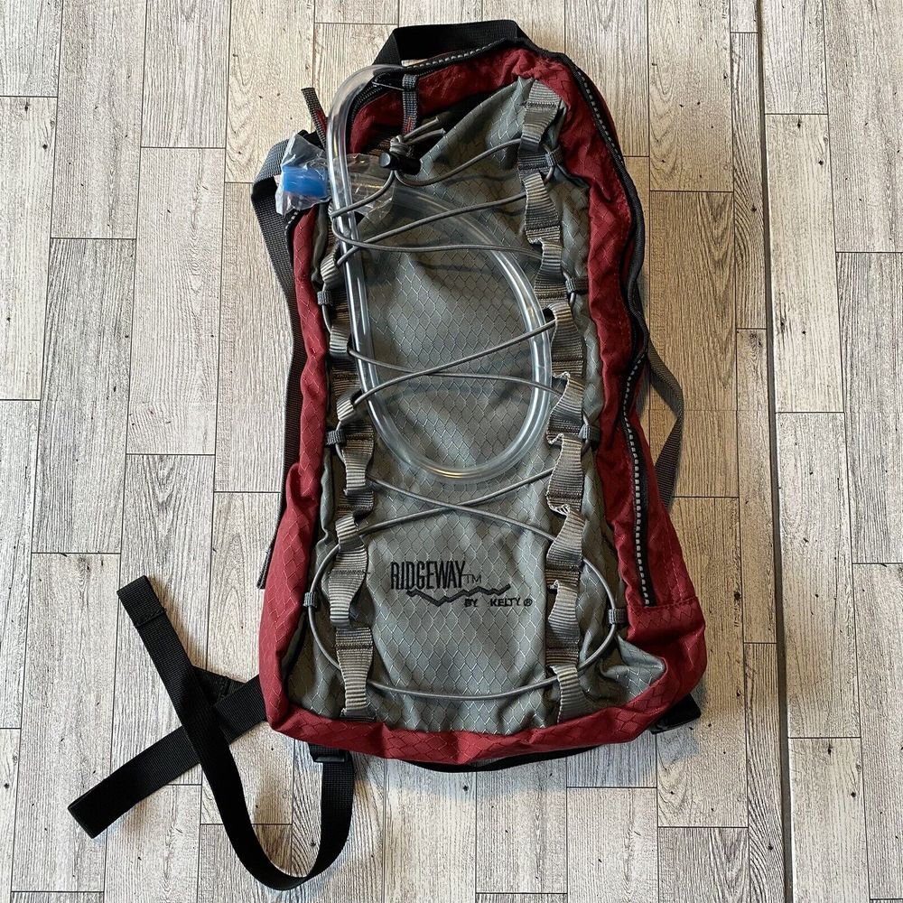 Kelty Ridgeway Red Hydration Backpack Never Used‎ Bladder Pack Included